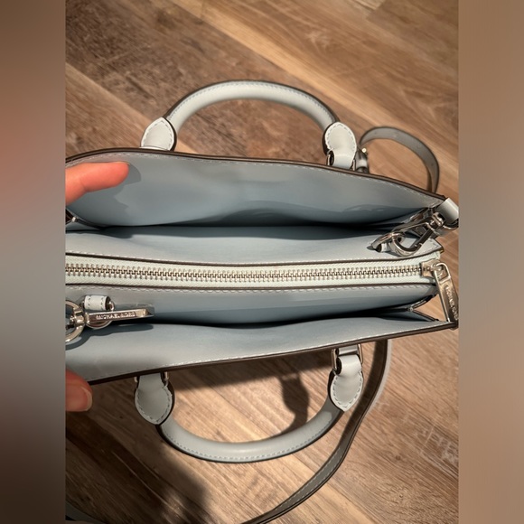 Michael Kors Purse - Picture 4 of 6